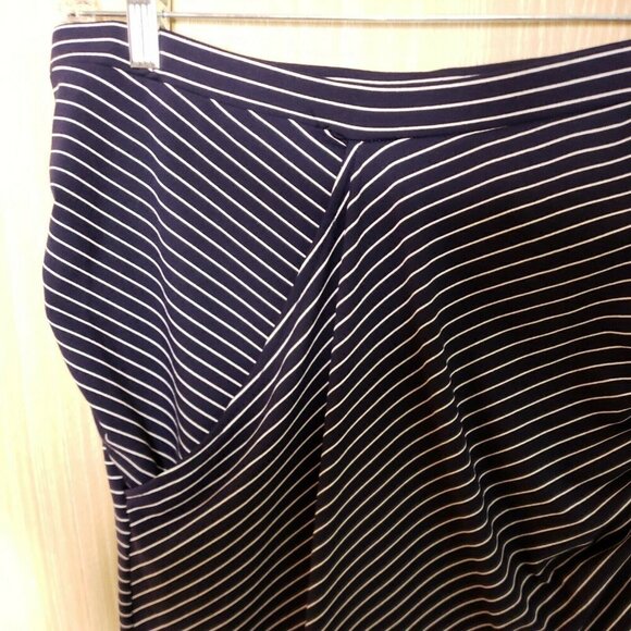 Leith Blue Striped Knit Stretchy Pencil Skirt - Picture 3 of 6